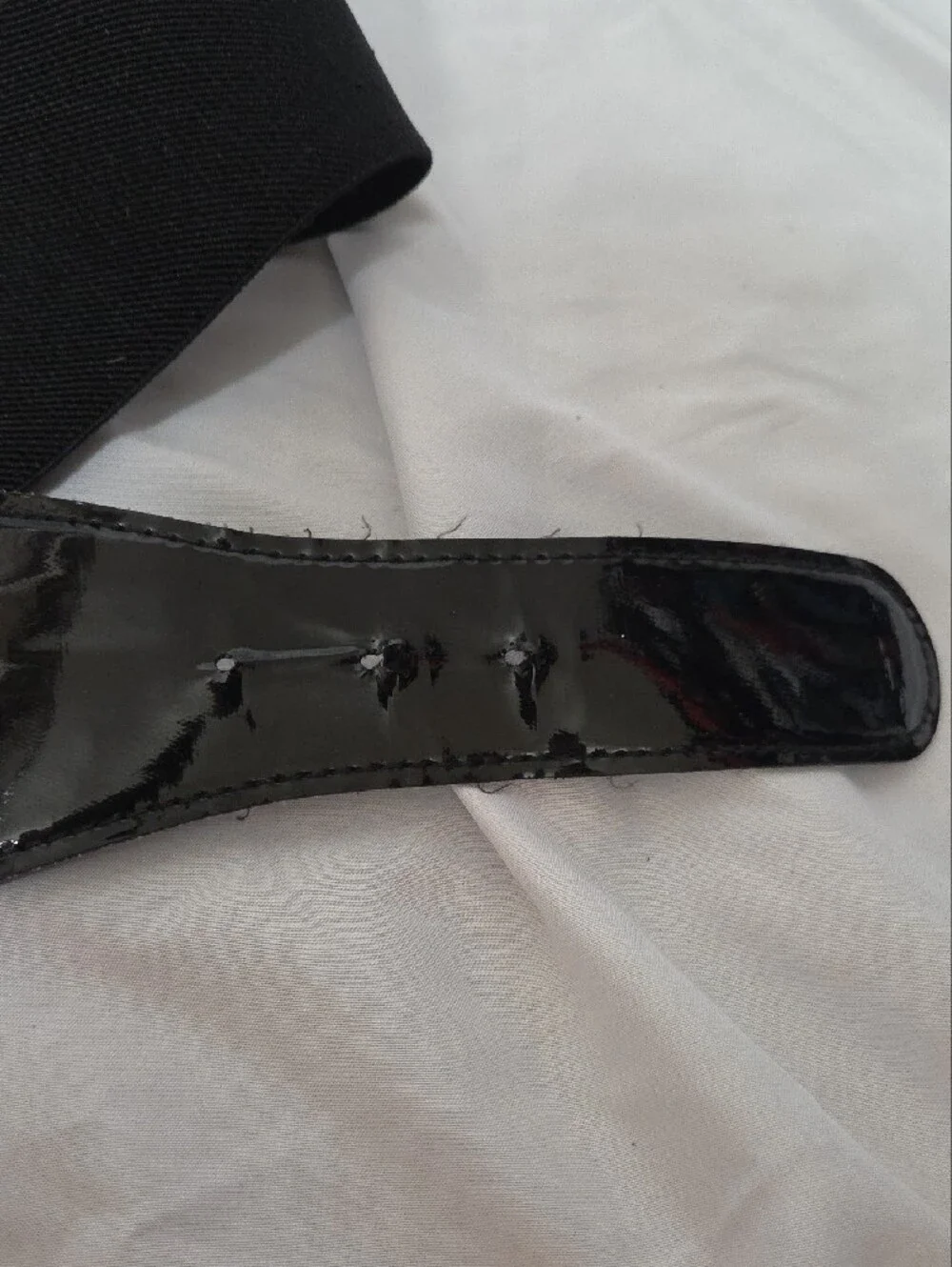 Black Elastic Waist Belt with Glossy Rounded Buckle, Waist Size 28-30, Like New